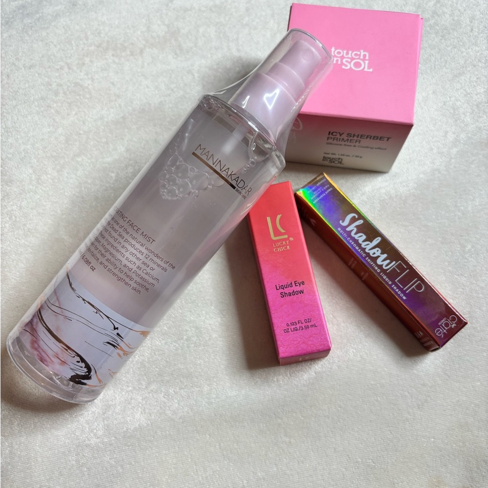 NEW Makeup & Skincare Bundle – 4 Full-Size Items - Picture 2 of 5